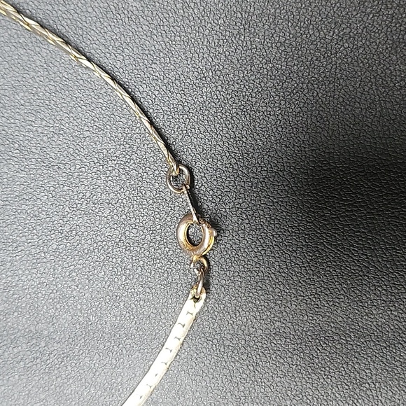 Gold Tone Chain Necklace - Picture 3 of 6
